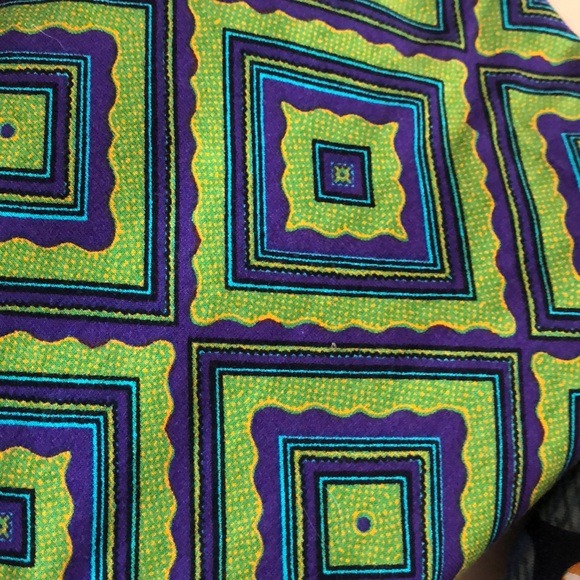 LuLaRoe Women’s Irma Tops - Set of 4 - Picture 6 of 7